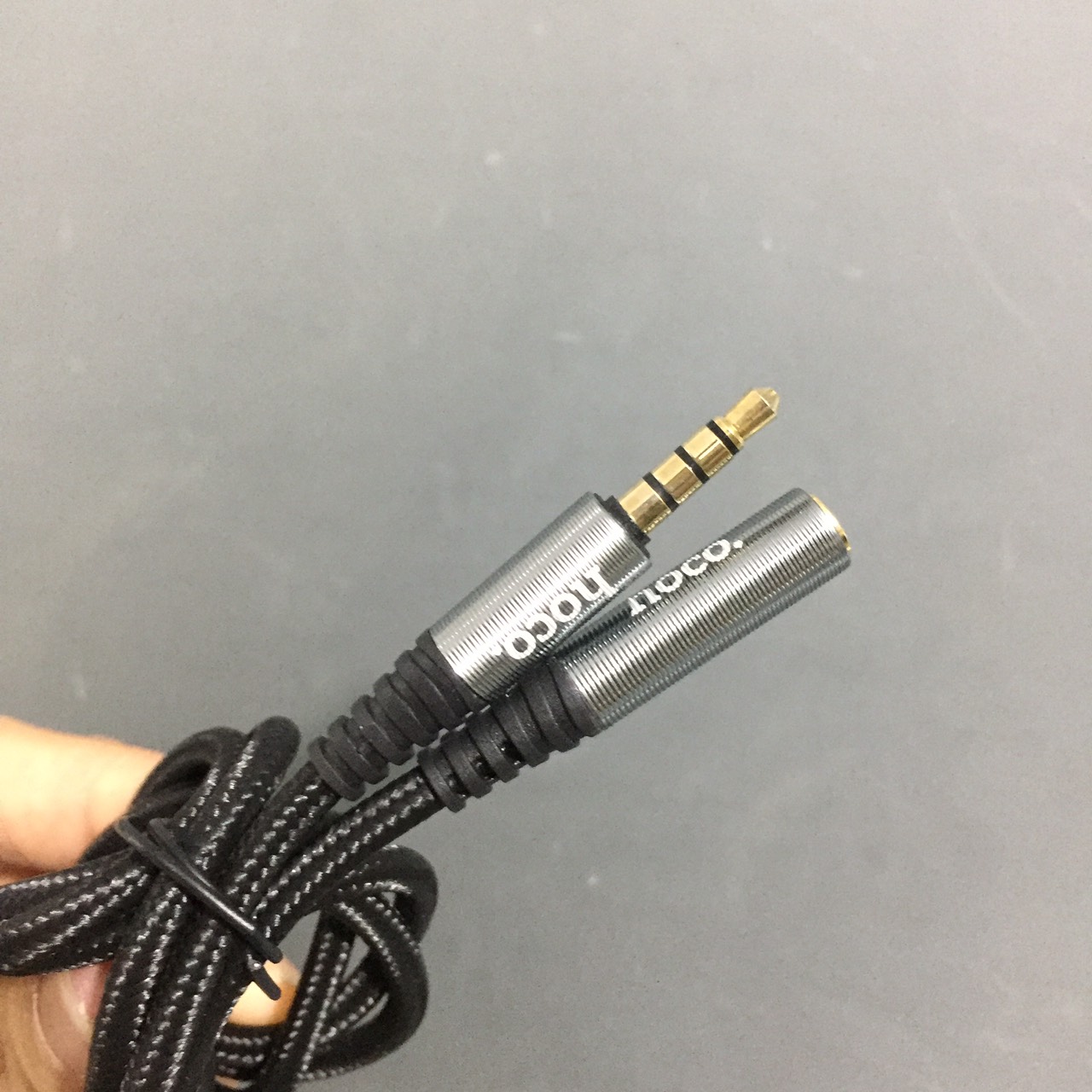 Cáp nối dài cổng tai nghe 3.5mm hỗ trợ mic cho điện thoại máy tính hoco UPA20 _ Hàng chính hãng