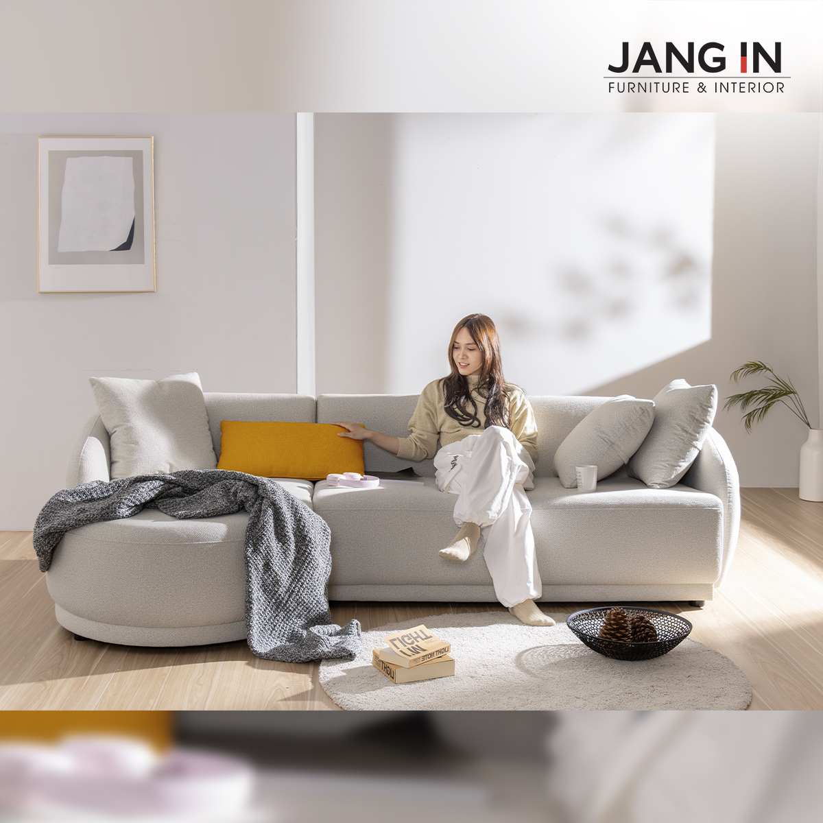 Sofa Daisy trường kỷ 4 chỗ _Bao gồm gối 1702000001-02 Jang In
