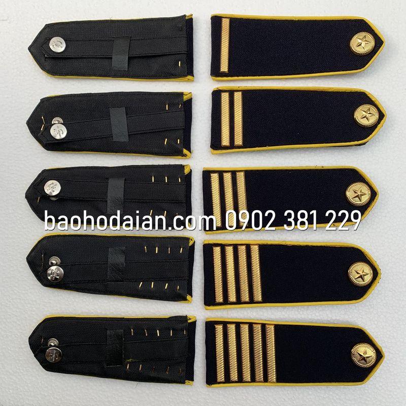 Cầu vai bảo vệ viền vàng gạch đồng, sao đồng