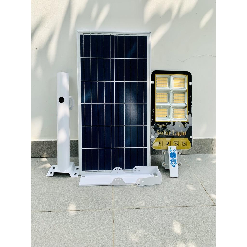 Đèn năng lượng mặt trời 300w có điều khiển từ xa solar light ip67