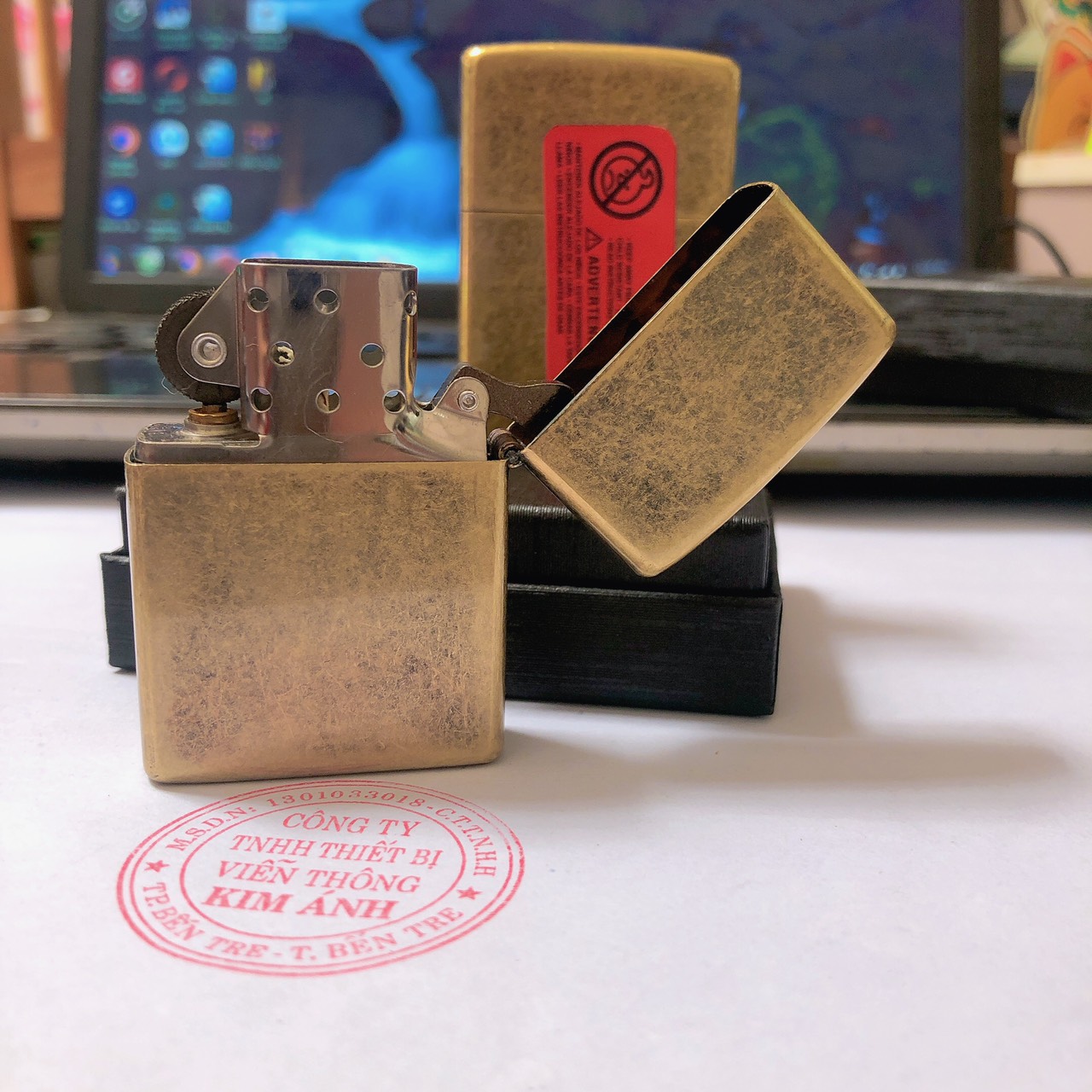 Hộp quẹt Zip  po giả cổ khắc chìm mẫu 555 STATE EXPRESS , vỏ đồng ruột thép không gỉ
