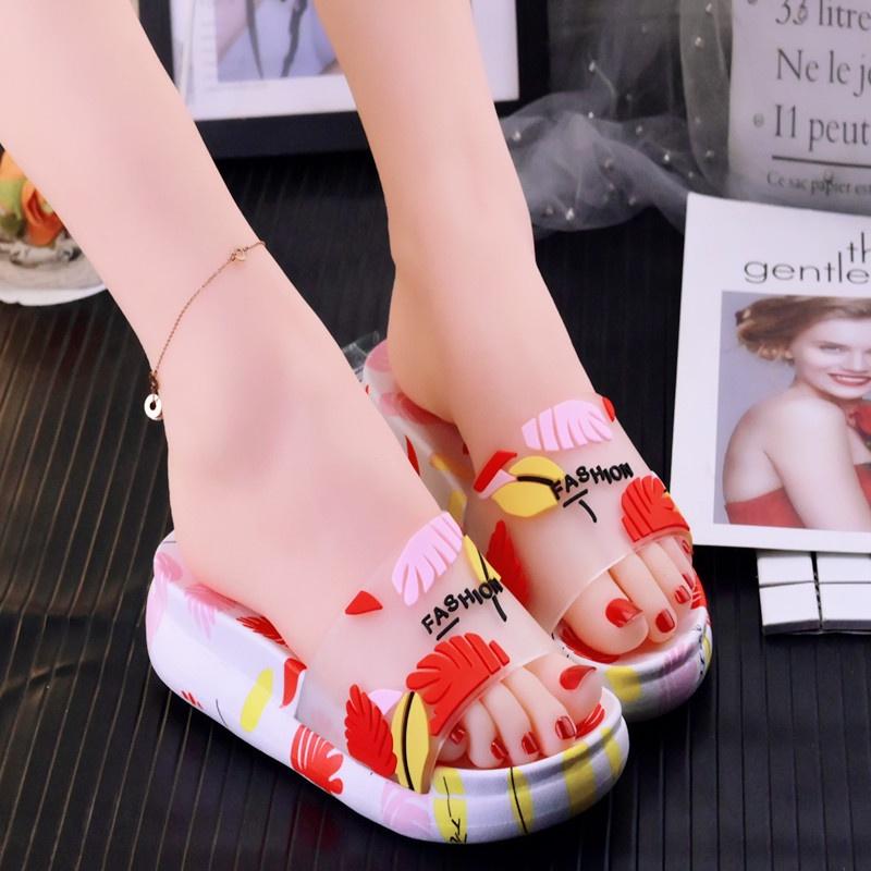 MIỄN SHIP DÉP CAO SU HỌA TIẾT LÁ 3D ÊM NHẸ MỀM ĐẾ 4,5 PHÂN ĐẸP NỔI BẬT