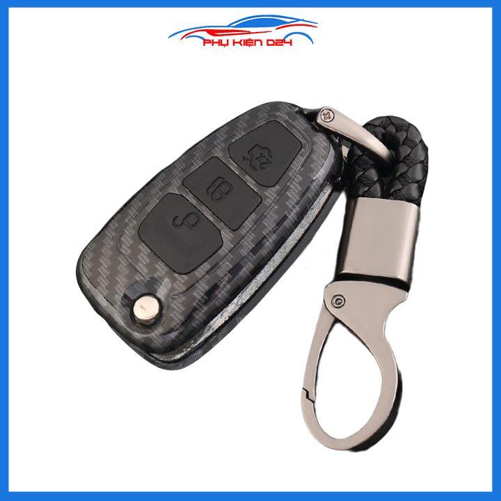 Ốp vỏ bọc chìa khóa xe Focus bản chìa gập sợi nhựa cacbon kèm móc treo Inox