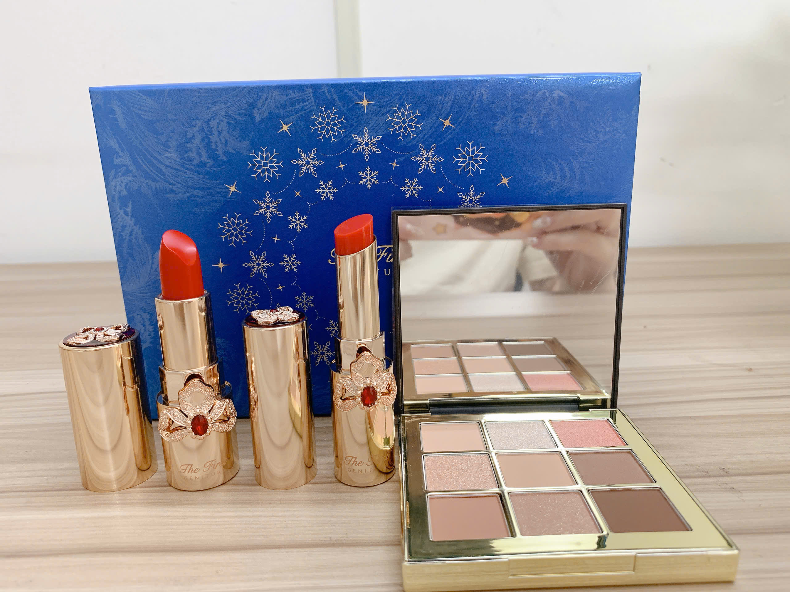 Bộ trang điểm mắt và môi OHUI THE FIRST G LIPSTICK &amp; LIPBALM DUO Set