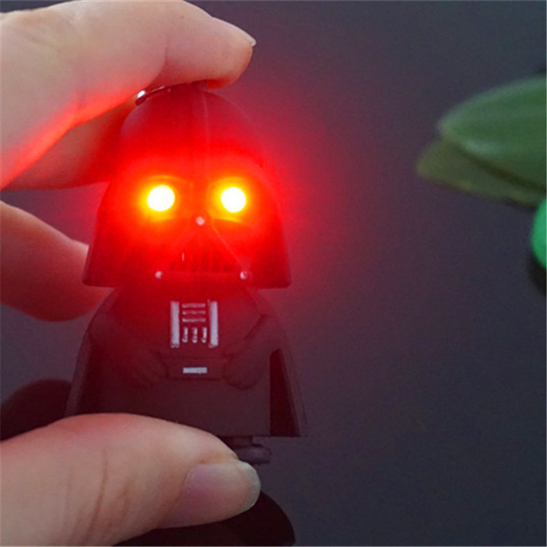 Móc Khóa Star War Darth Vader Có Đèn Led