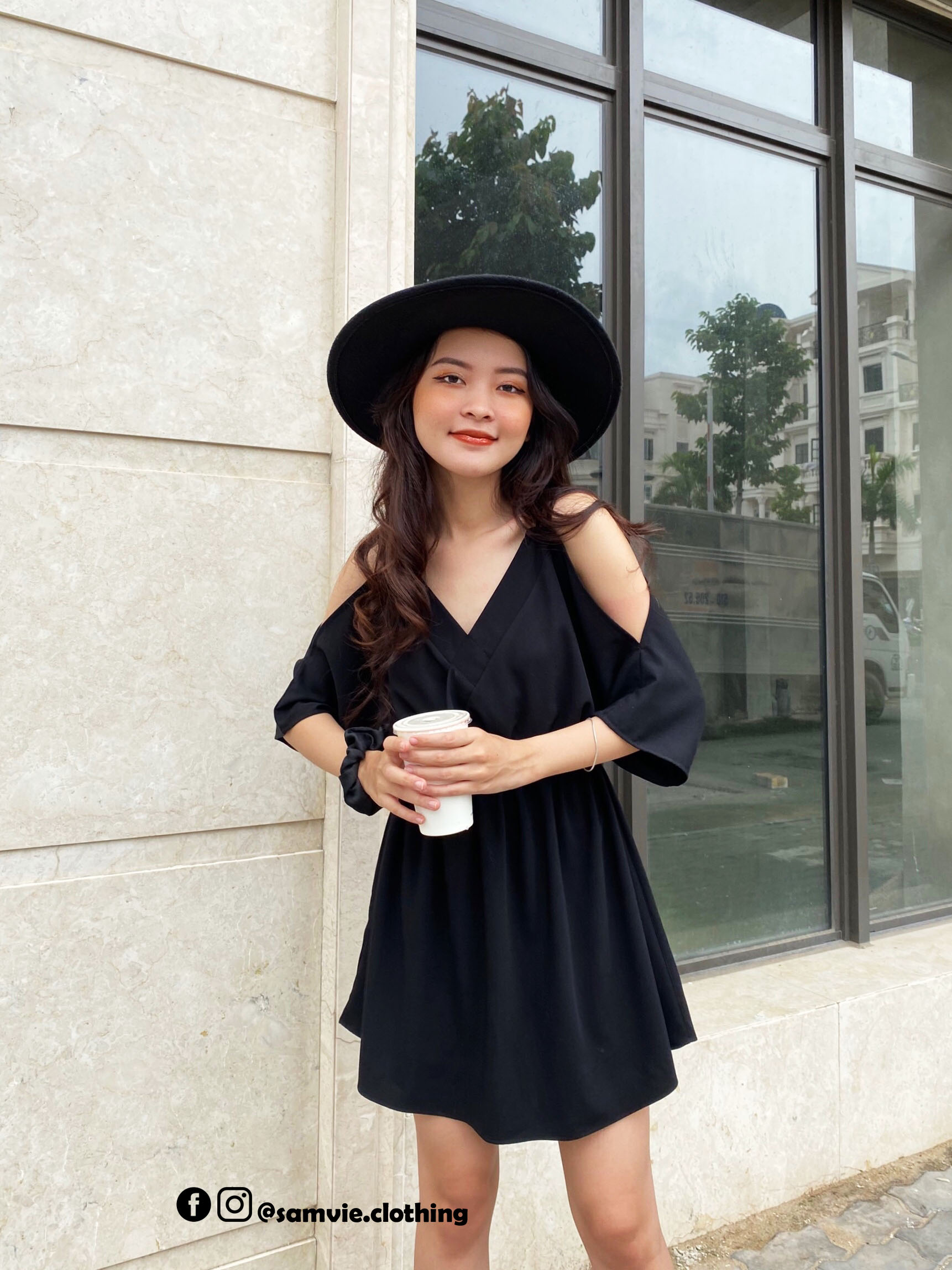 Đầm dây hở vai tay cánh dơi - Samvie