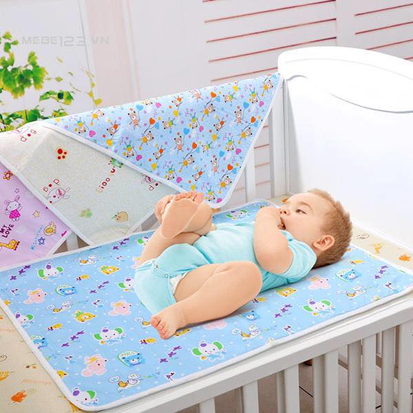 Combo 02 Tấm Lót Cao Su Chống Thấm Cho Bé