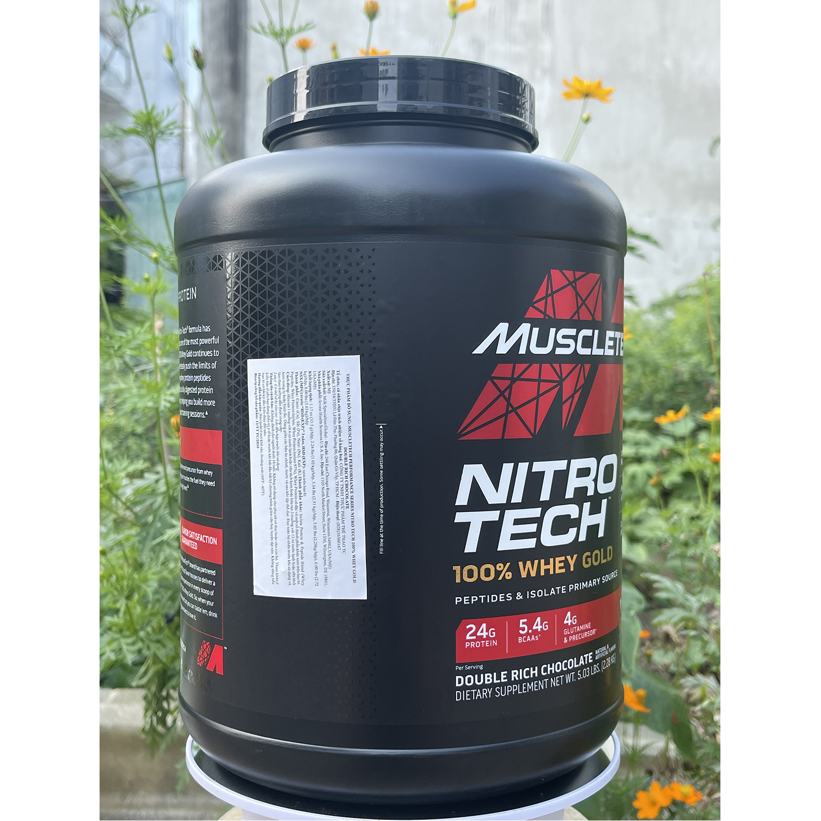 Combo Sữa tăng cơ giảm mỡ cao cấp Nitro Whey gold của Muscletech hỗ trợ tăng cơ, giảm cân, đốt mỡ cho người tập Gym & Bình lắc 600ml (Mẫu ngẫu nhiên)