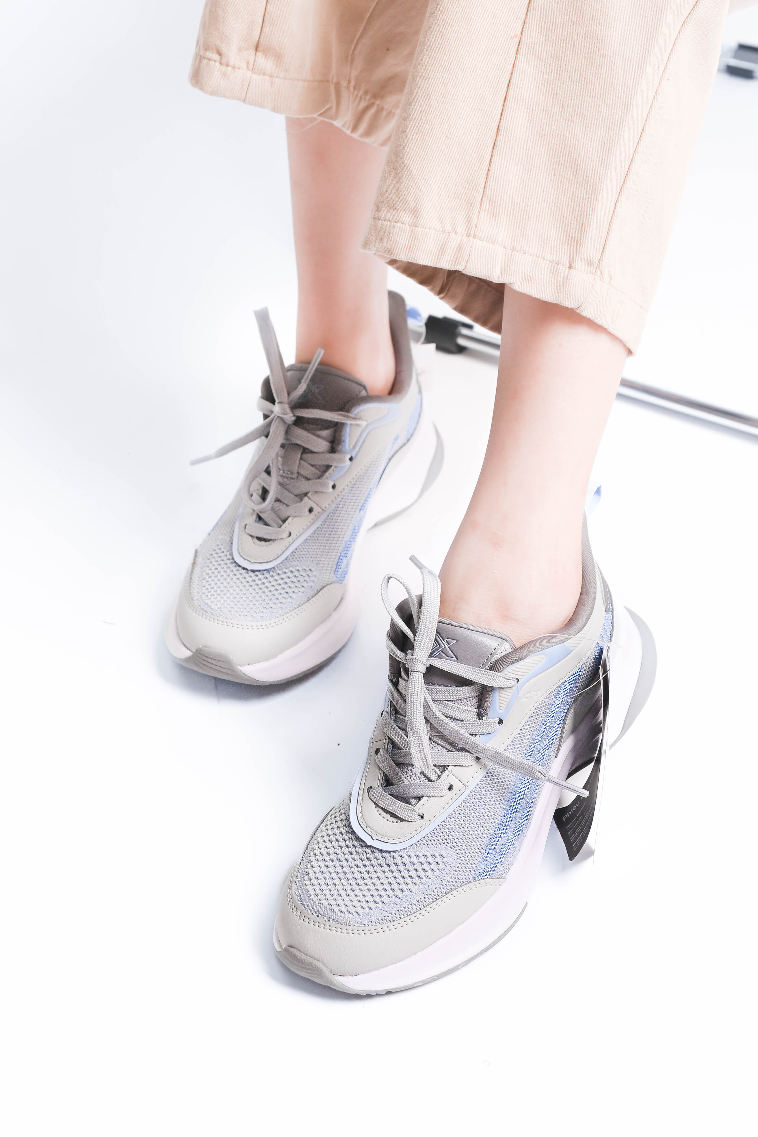 Giày thể thao Bitis Hunter nữ (35-39) (969K)