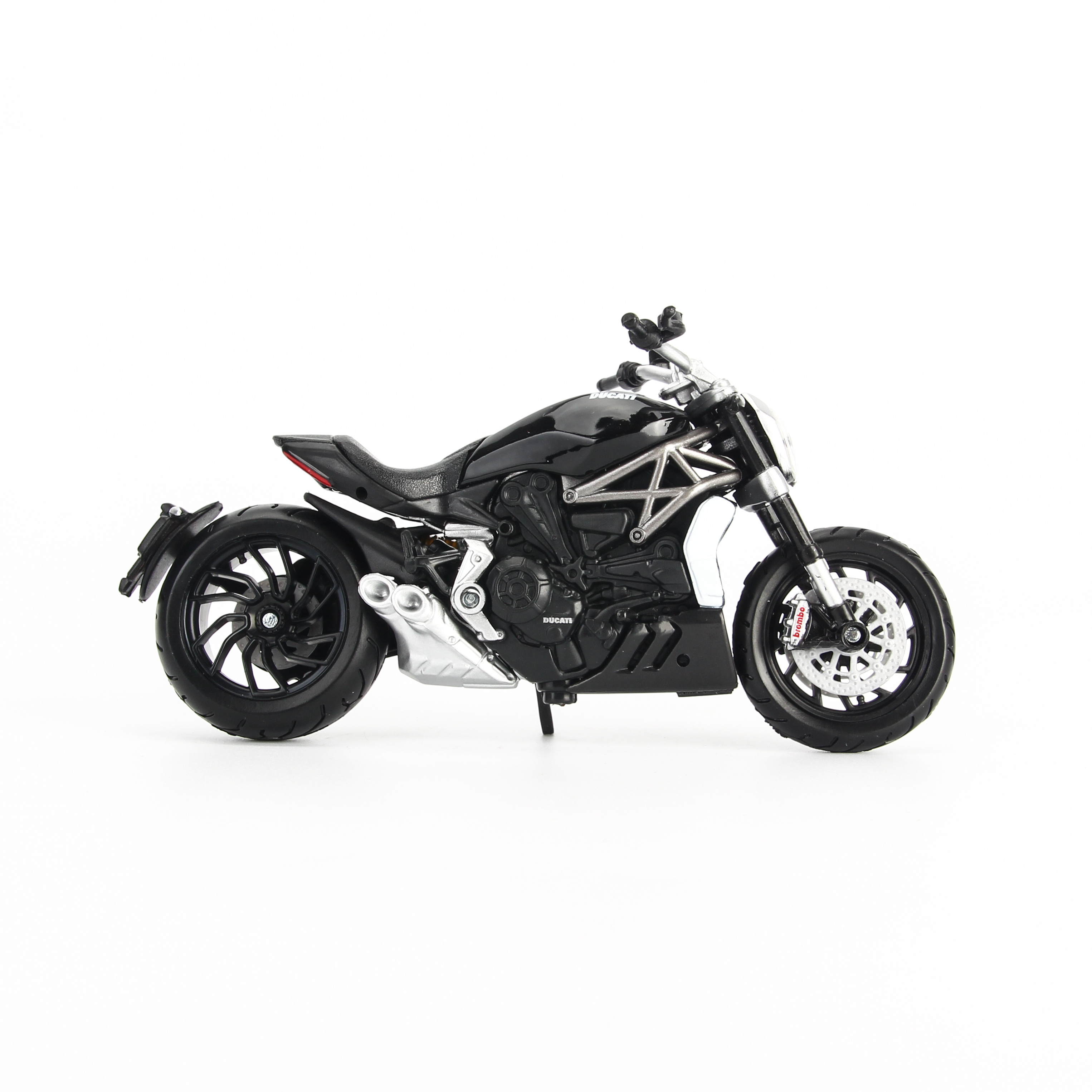 Mô hình xe mô tô Ducati X Diavel S 1:18 Bburago - 18-51066