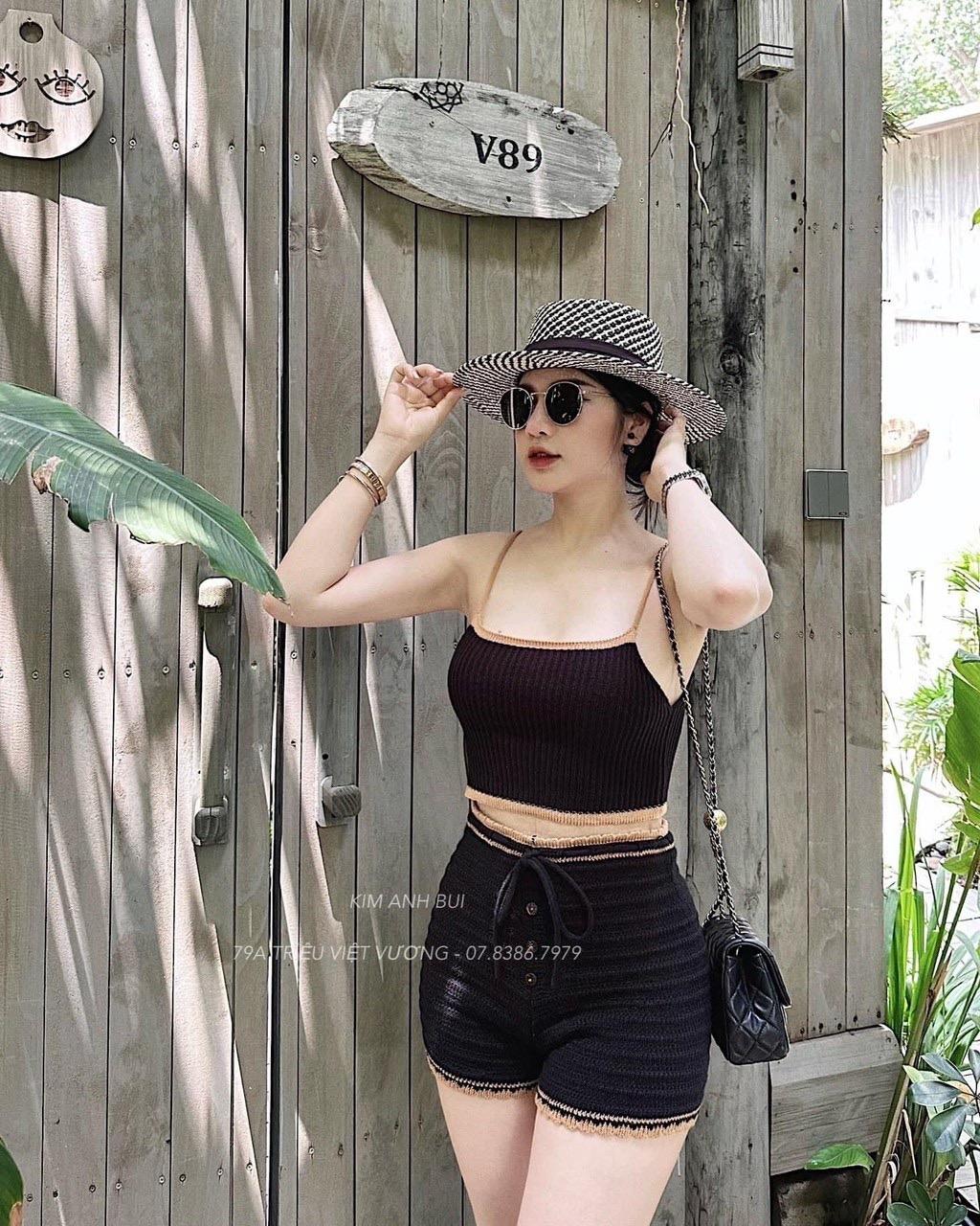 SET ĐI BIỂN, SET 2 MÓN ÁO CROPTOP LEN 2S PHỐI QUẦN ĐÙI CỰC XINH IU