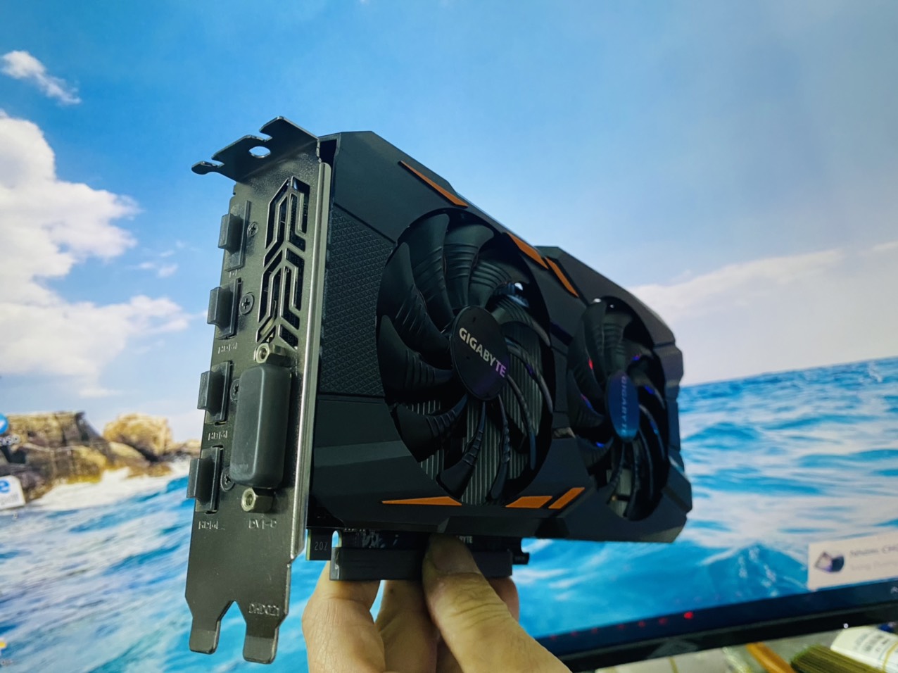 VGA GIGABYTE GeForce GTX 1050 2GB/D5/2FAN - HÀNG CHÍNH HÃNG