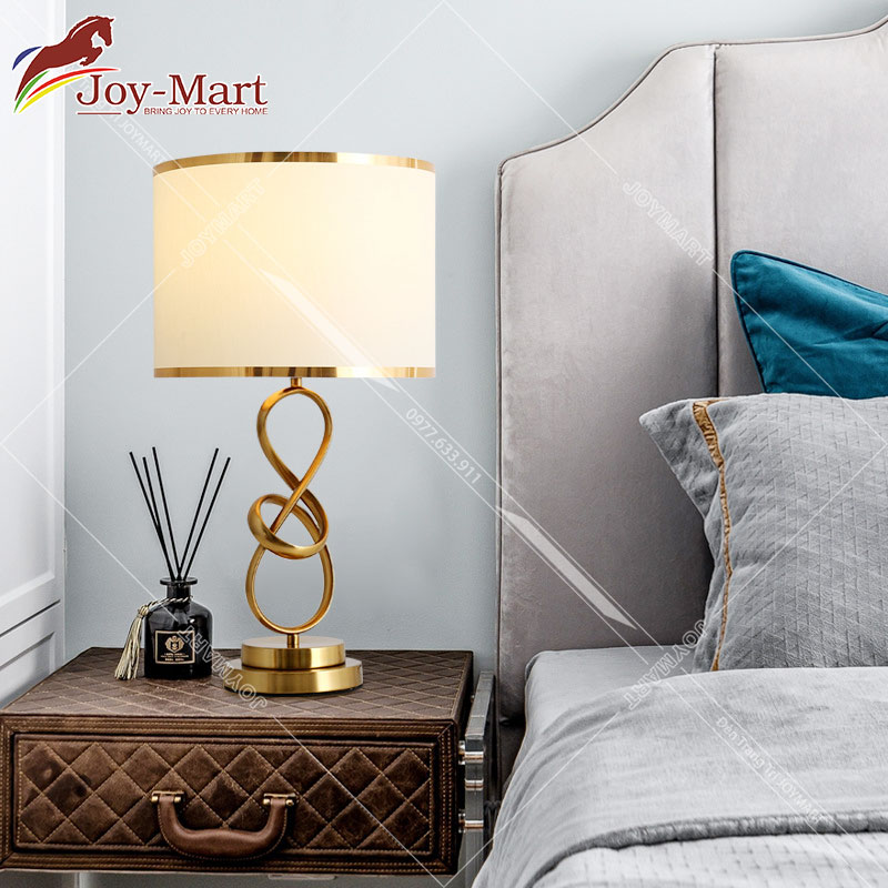 Đèn bàn trang trí phòng khách - đèn ngủ để bàn thân mạ đồng kèm bóng led 3047