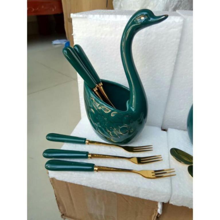Bộ giỏ sứ thiên nga lục ngọc bảo kèm thìa hoặc dĩa