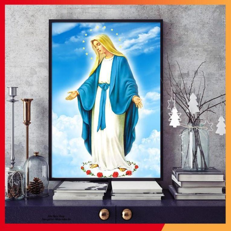 Tranh Đính Đá Đức Mẹ. Kích Thước: 52cm x 75cm