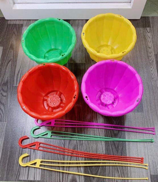 Chậu nhựa treo bí