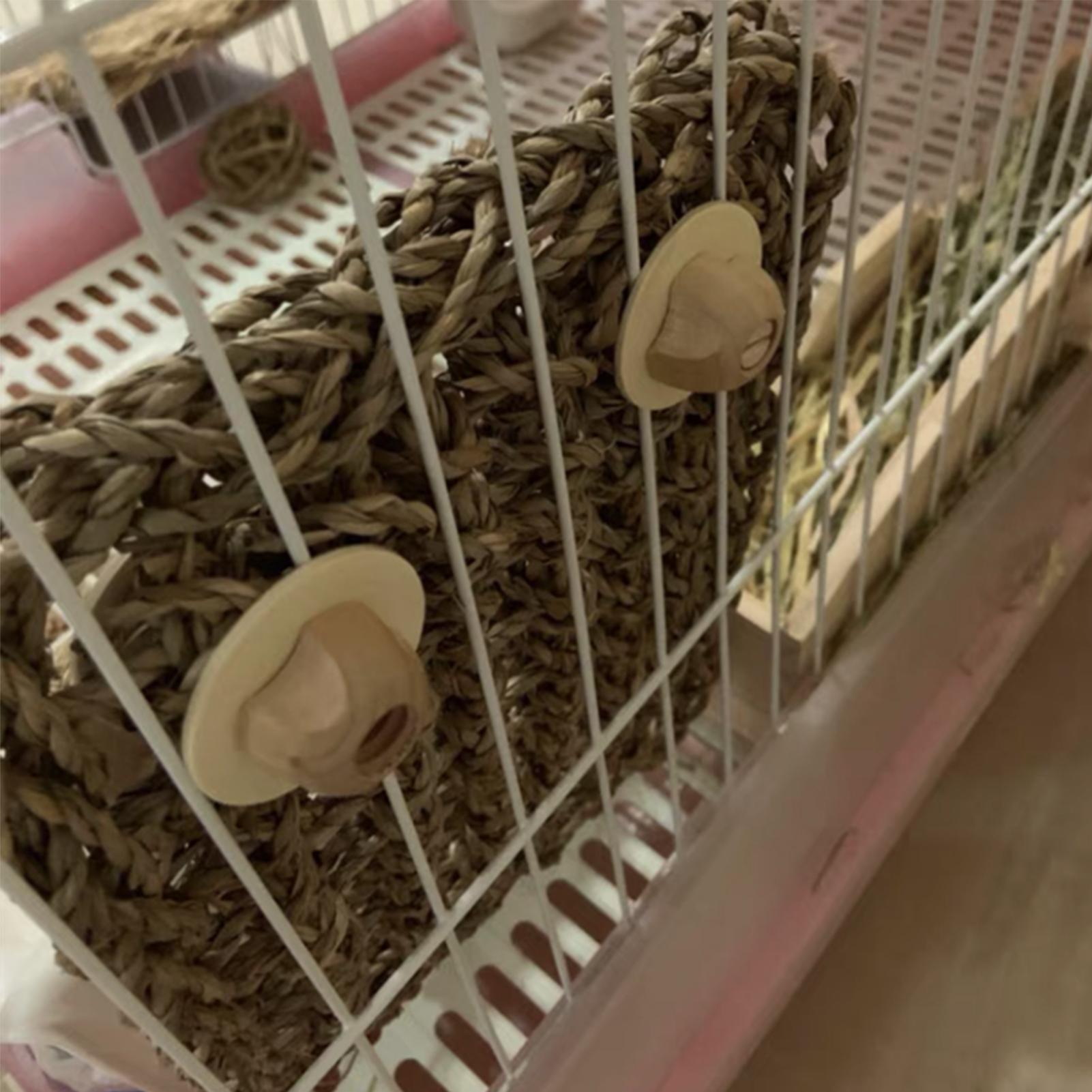 Đồ chơi dành cho thú cưng, làm bằng cỏ và gỗ, không độc hại và an toàn. Thú cưng của bạn có thể nhai, nghiến răng và chống ngán.