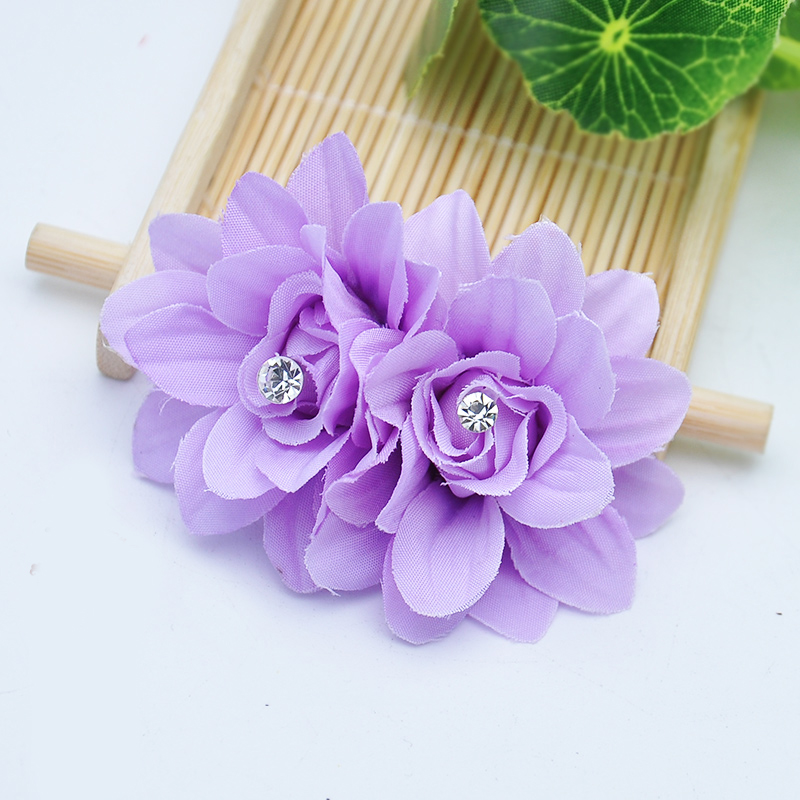 Cài tóc hoa trang điểm tóc cô dâu dạ tiệc