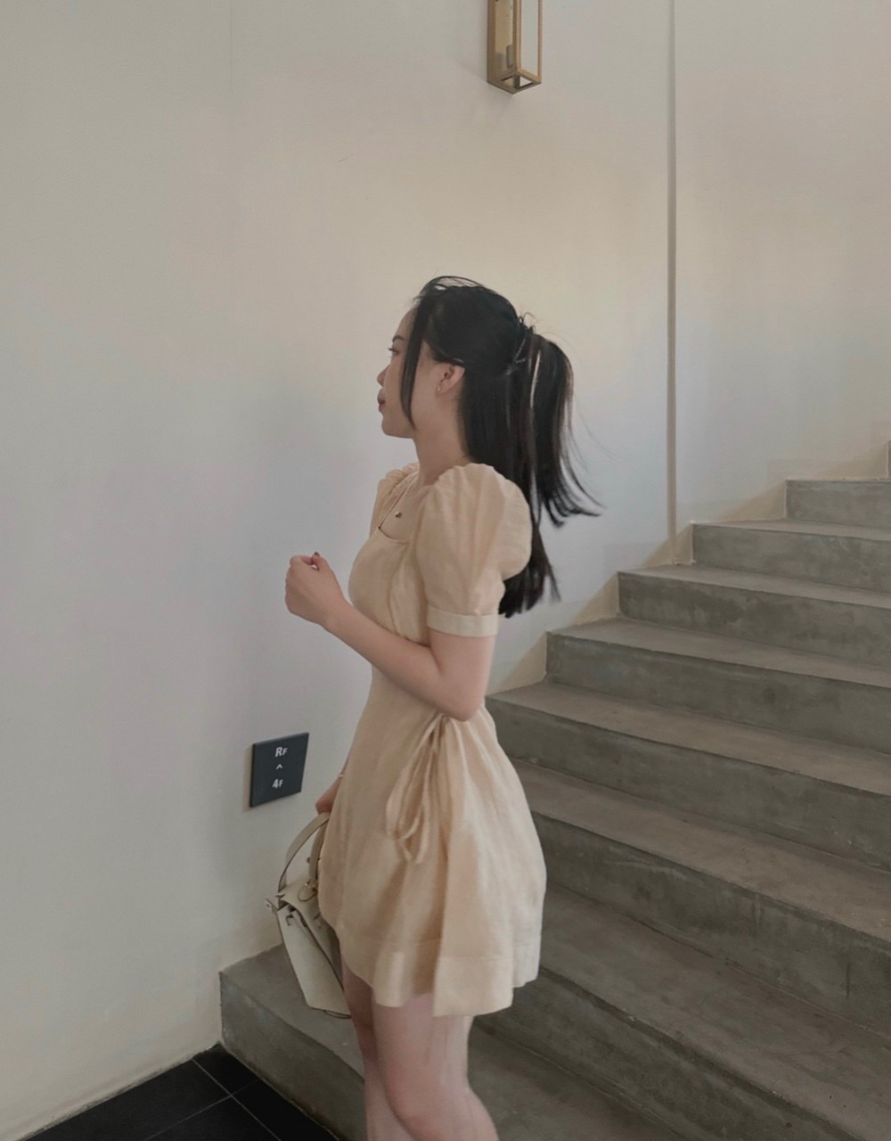 ĐẦM NGẮN CỔ U SUÔNG TRƠN XÒE DÂY ĐAN EO TAY NGẮN XẾP LY NHẸ ĐI BIỂN DẠO PHỐ DỰ TIỆC