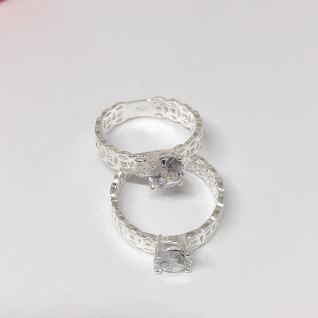 Nhẫn kim tiền đính đá nhỏ