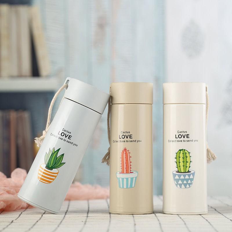 Bình Đựng Nước Lõi Thủy Tinh Vỏ Nhựa Họa Tiết Xương Rồng Dung Tích 450ml