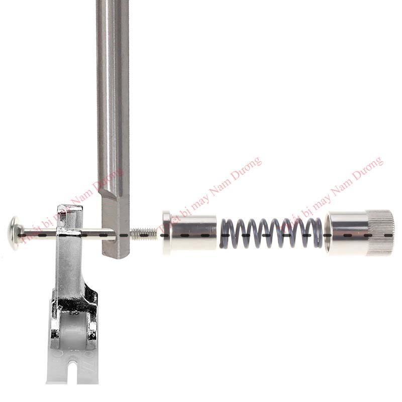 Ốc thay chân vịt > ốc gắn chân vịt ko cần mở ốc > dùng cho máy may 1 kim công nghiệp Juki - bother >ốc chân vịt tiện lợ