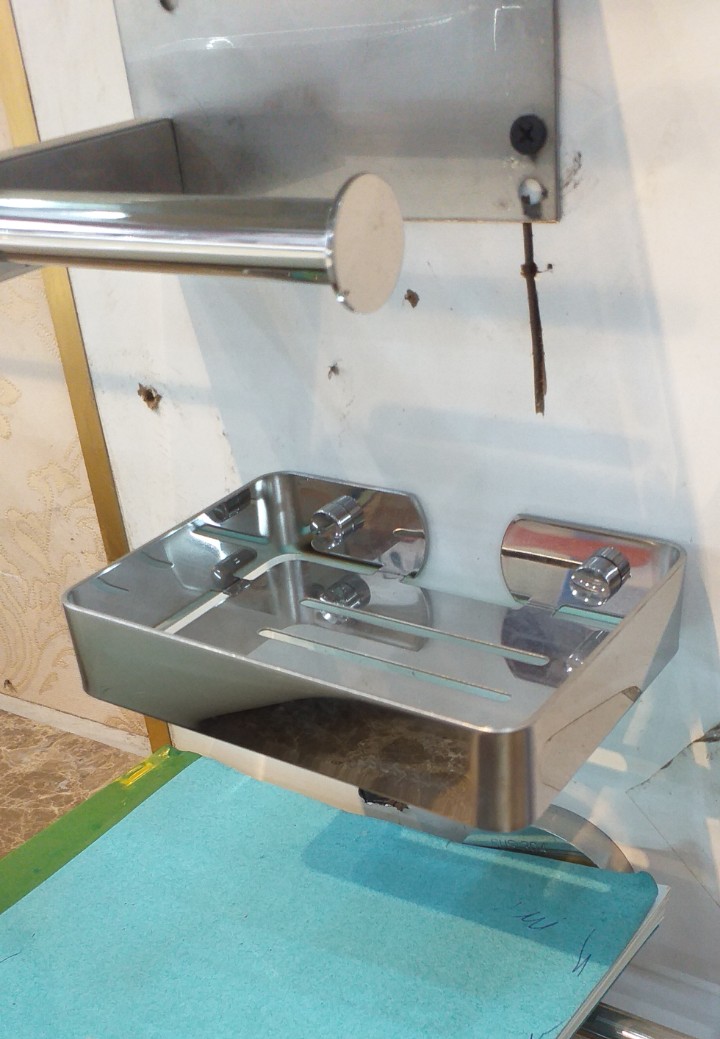 KỆ XÀ PHÒNG HÌNH CHỮ NHẬT INOX304