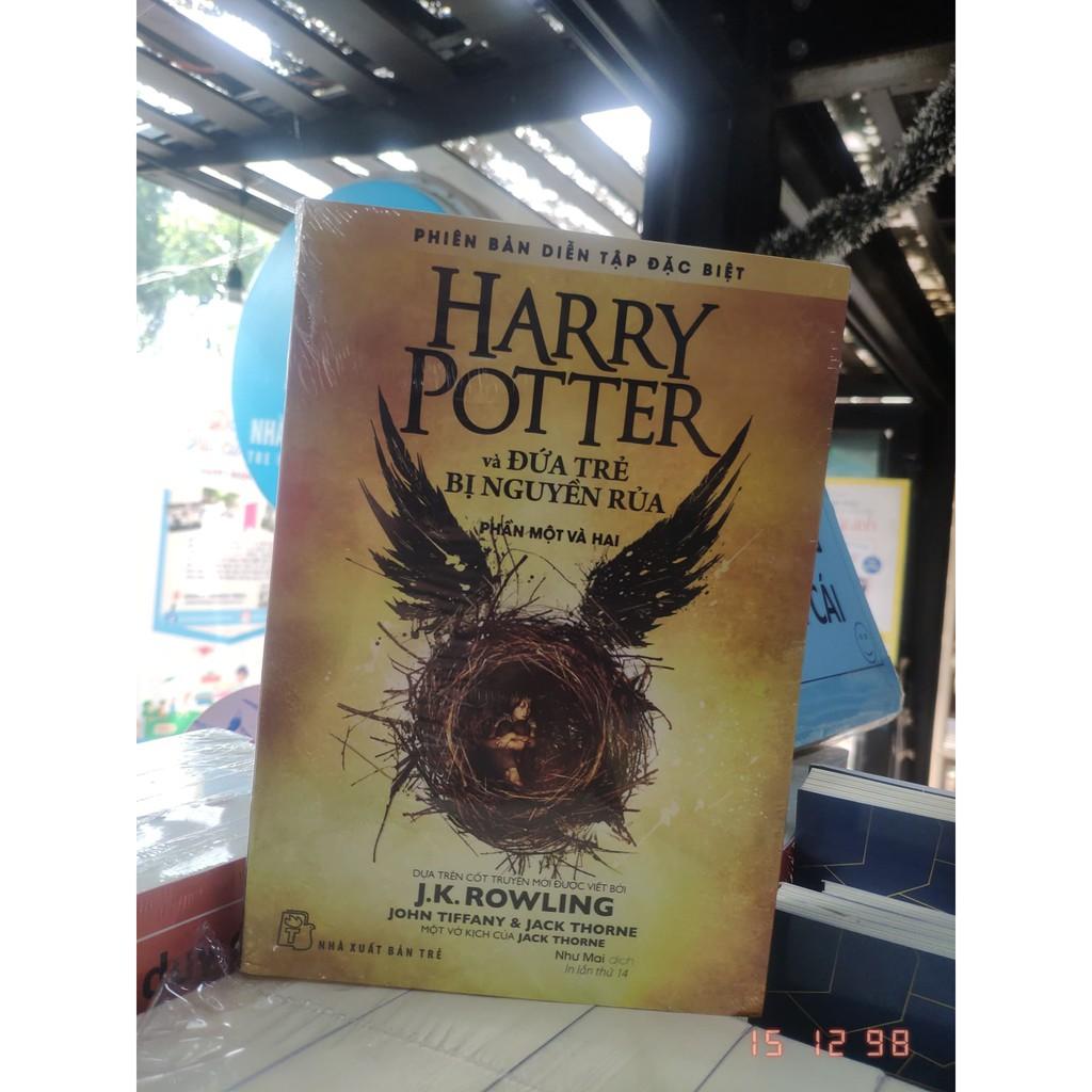 Sách-Harry Potter và Đứa trẻ bị nguyền rủa (Phần 1 và 2)