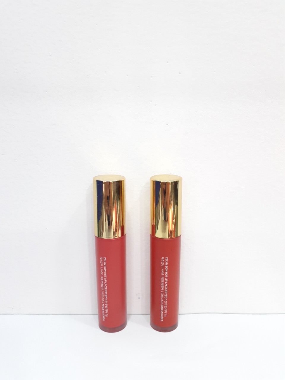 Combo 2 Son kem lì Zelyn Hot Lip Lacquer tặng 1 son lì Zelyn