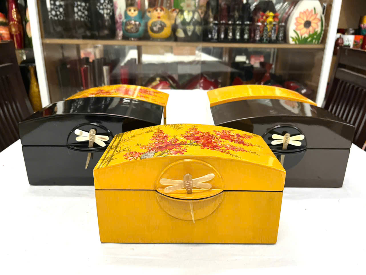 Hộp trang sức sơn mài độc đáo có kèm khóa chuồn chuồn