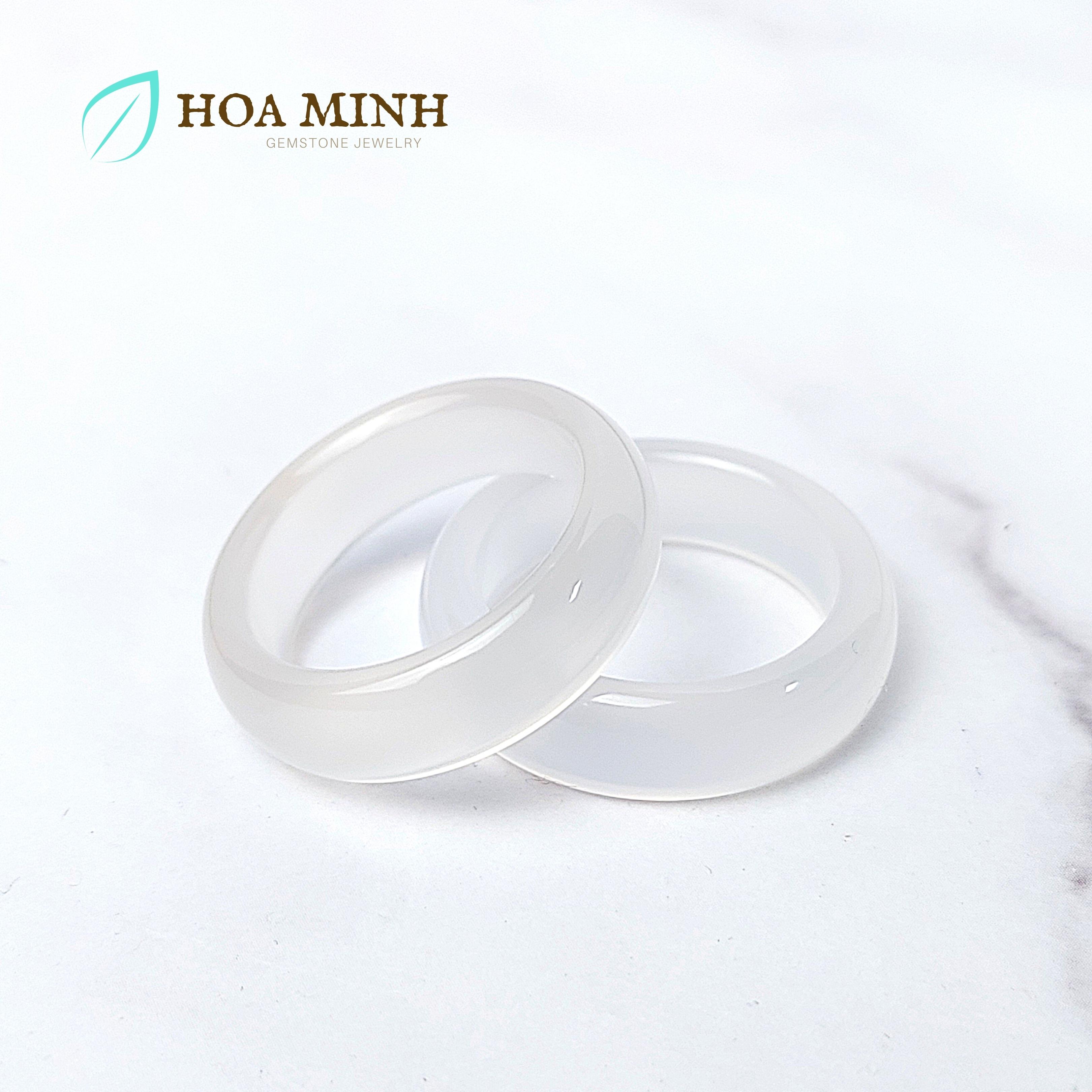 Nhẫn đá Mã Não trắng độ dày 6 li, size 6-7, đường kính 16.5-17mm, phong thủy mệnh Kim mệnh Thủy | Hoa Minh Gem