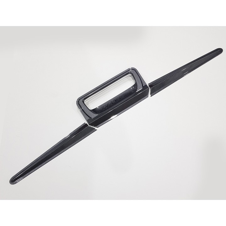 Ốp tay mở cốp sau xe Ford Ranger 2014 - 2022 vân carbon cao cấp