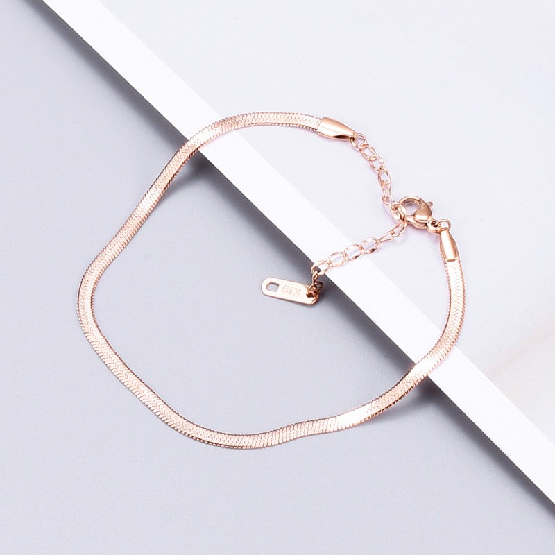 Lắc Tay Mì Titan Ko Đen TT 2762 - 1 Cái