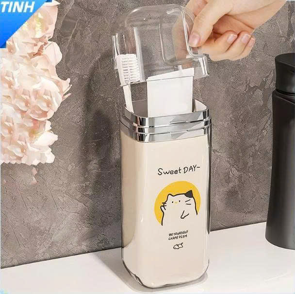 [KoSuyTu] Hộp Đựng Bàn Chải Đánh Răng Xịn Đường Chất Đẹp Đường Hình - Nắp Trong Dễ Quan Sát Bên Trong - Di Động Mà Vẫn Đảm Bảo Việc Chăm Sóc Vệ Sinh Cá Nhân