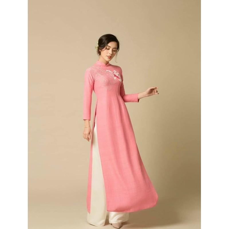 Áo dài sen truyền thống