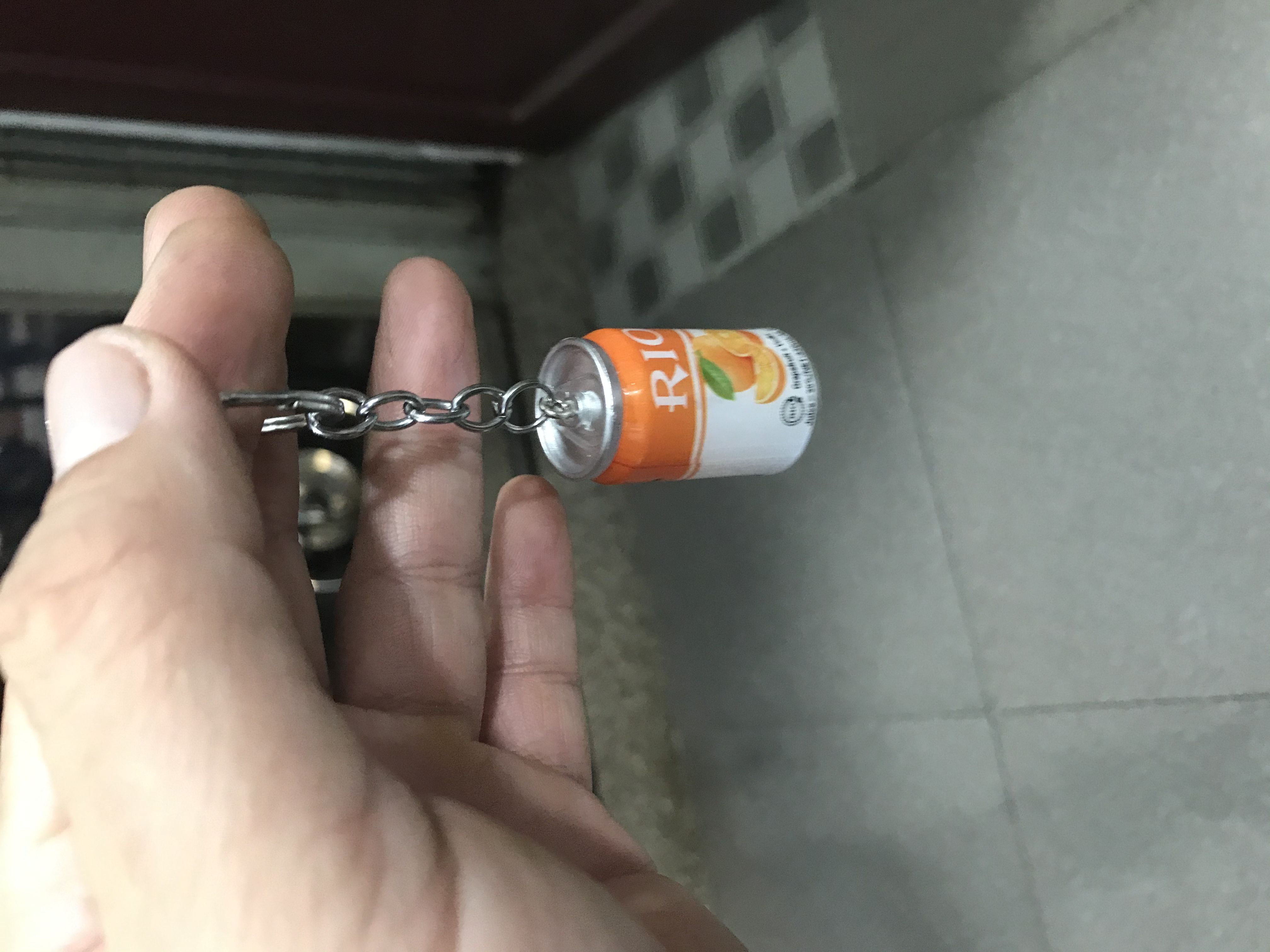 Móc khoá lon nước ngọt