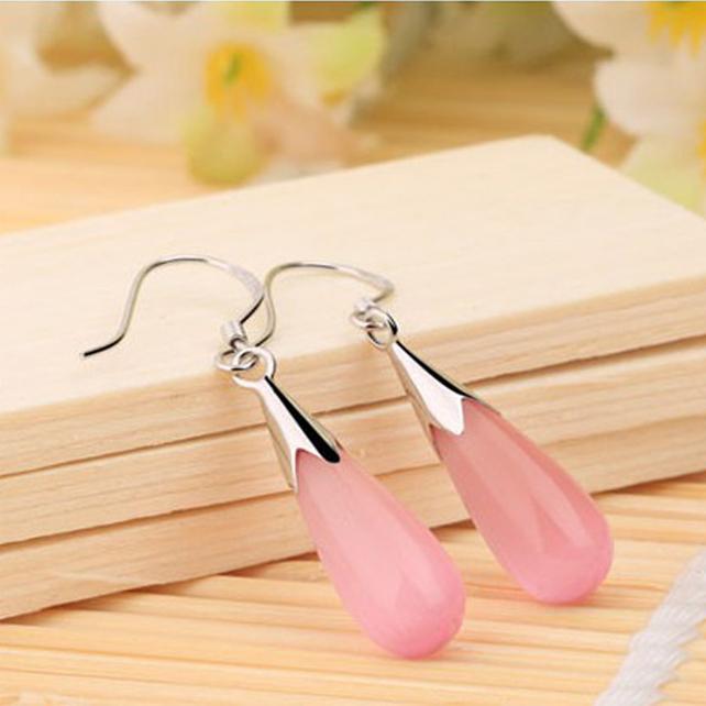 Bông tai móc vành đính đá hình giọt nước