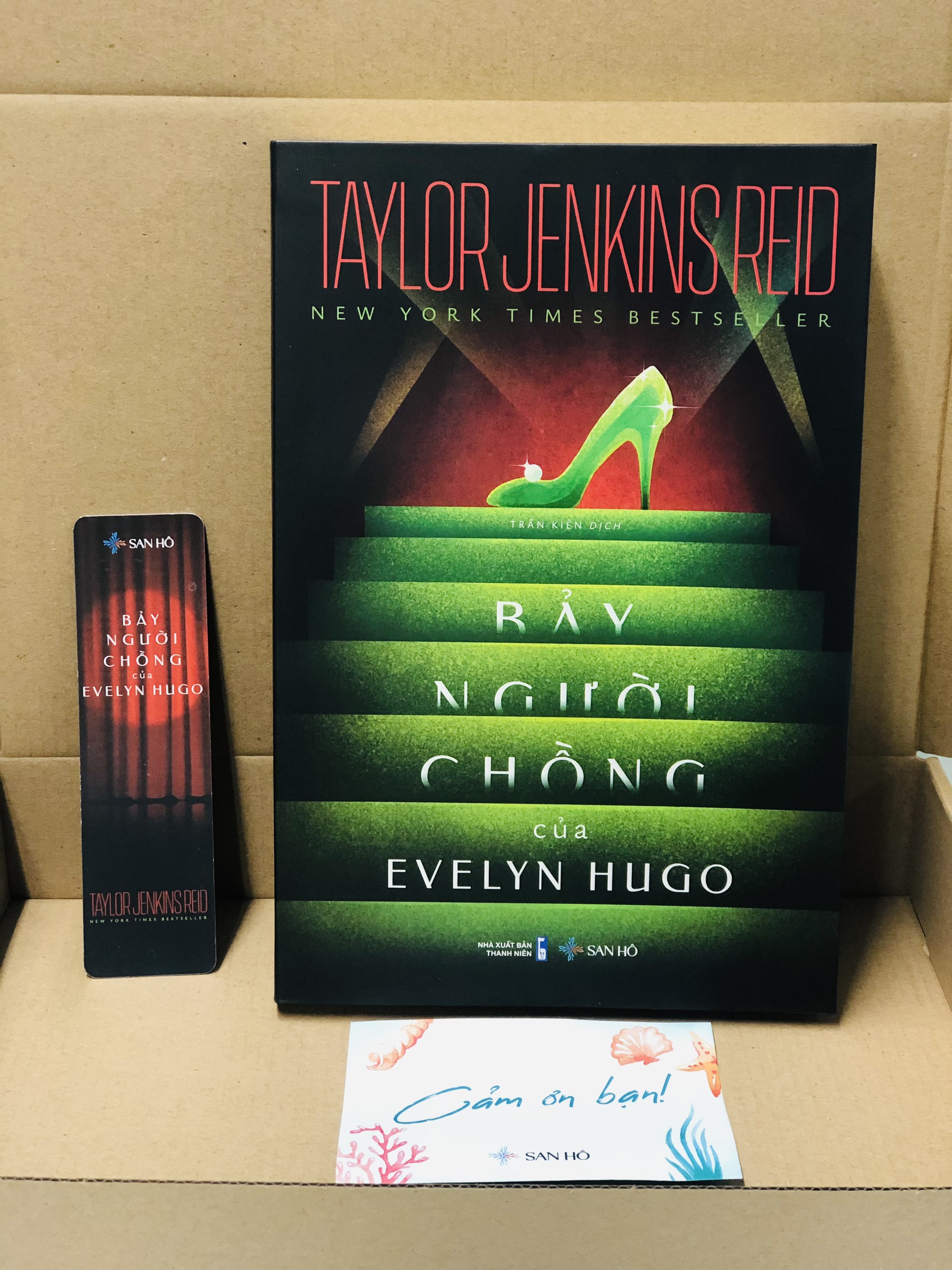 Sách BẢY NGƯỜI CHỒNG CỦA EVELYN HUGO - Taylor Jenkins Reid - San Hô Book