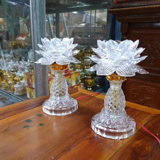 Cặp đèn thờ 002 bóng leb tự động đổi màu cao 20 cm