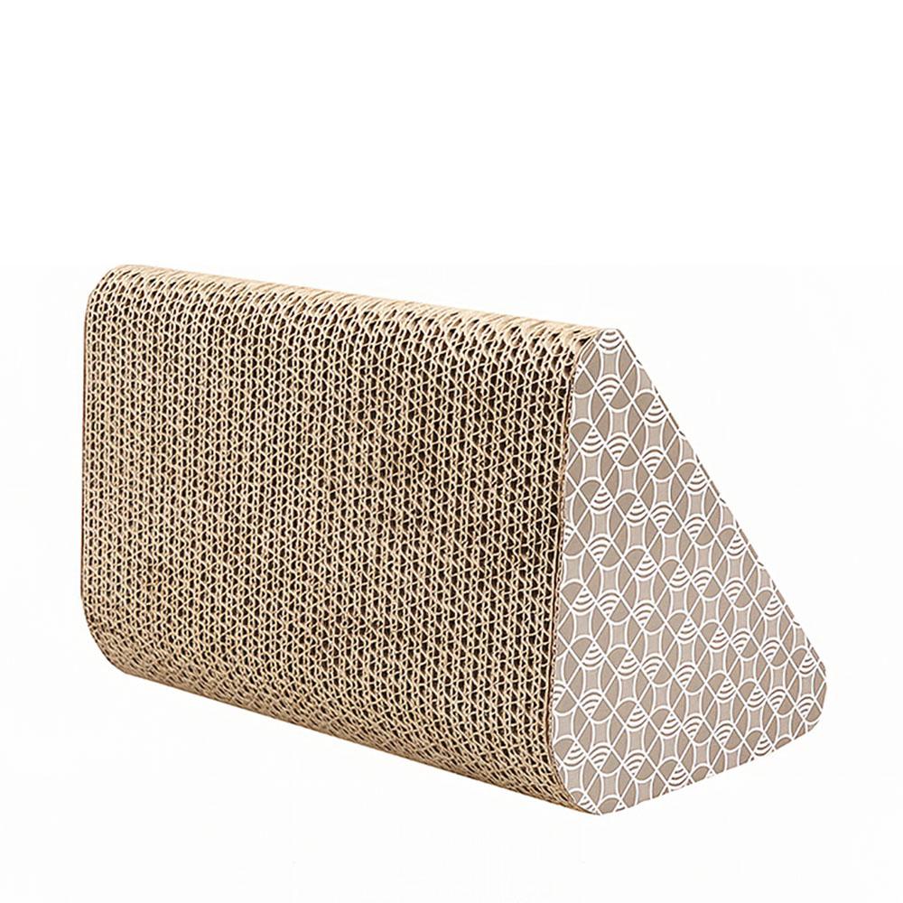 Bảng cào đáp ứng bản năng gãi tự nhiên của mèo, đồng thời khuyến khích hành vi gãi, có thêm 2 quả bóng