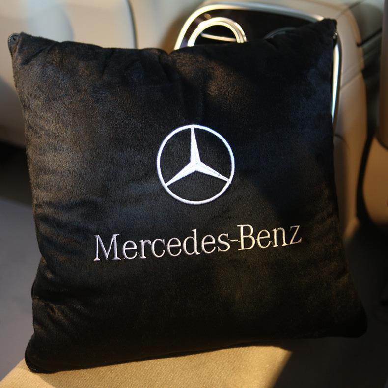 Gối và chăn (mền) 2 trong 1 (logo HÃNG XE MERCEDEZ) - Sử dụng làm tựa lưng, chăn đắp văn phòng hoặc ô tô tiện dụng