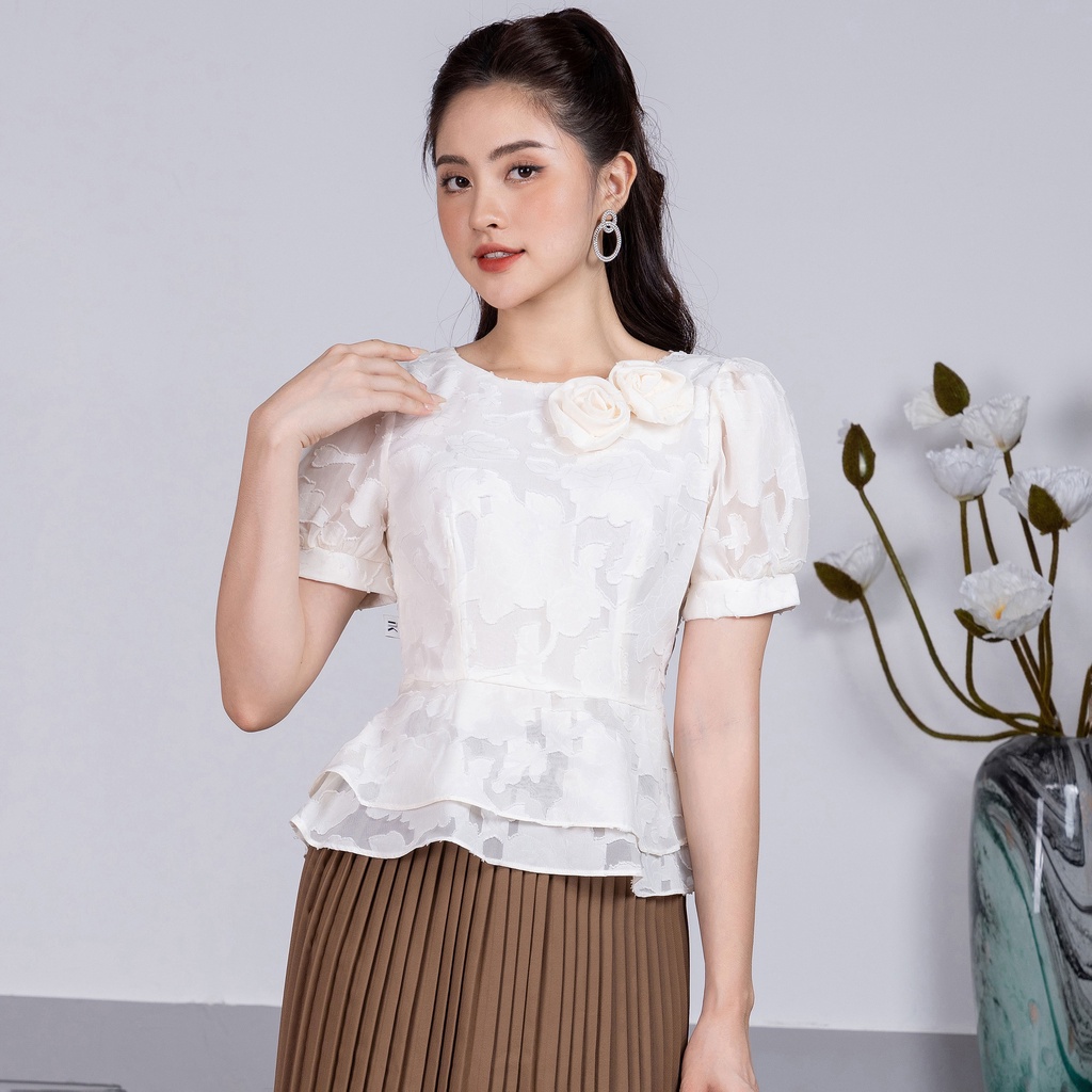 Áo Sơ Mi Nữ UK Fashion Dáng Peplum Cổ Tròn Che Bụng, Thiết Kế Đính Hoa, Chất Liệu Nhập Hàn Cao Cấp NKSM2205007