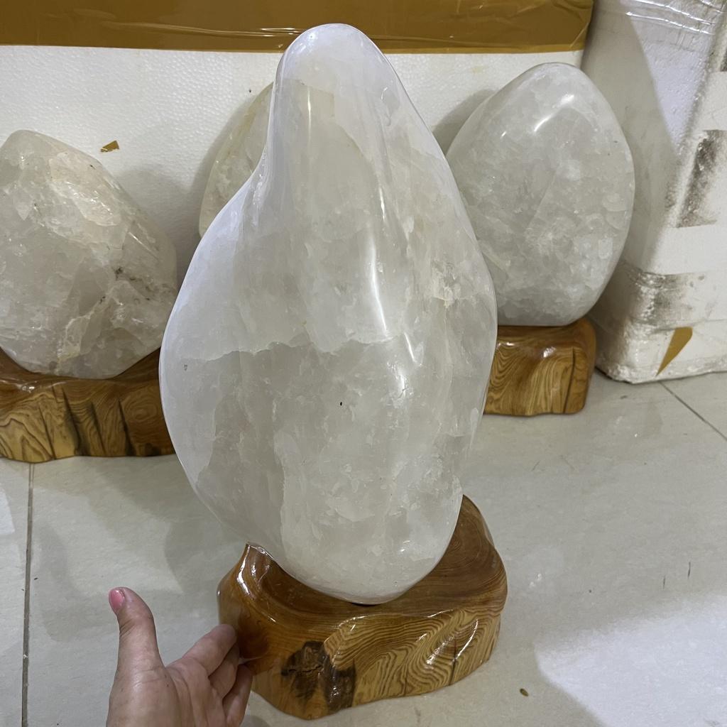Đá, trụ đá thạch cao 38 cm nặng 11 kg tự nhiên cho người mệnh Thủy và Kim cả đế