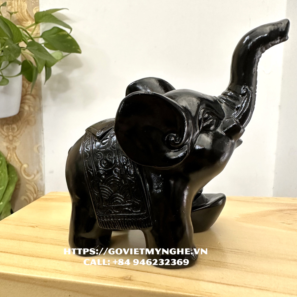 Tượng con voi đá trang trí phong thủy trang trí bàn làm việc - Màu đen tuyền - Chiều cao 11cm