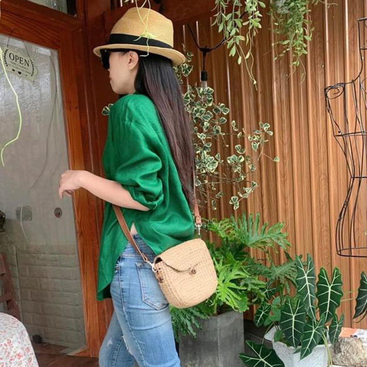 Áo sơ mi nữ Linen bột Premium rớt vai form rộng trẻ trung - Xanh lá thẫm