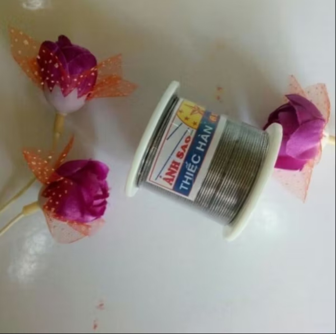 CUỘN THIẾC HÀN ÁNH SAO NHẸ LỬA DỄ HÀN THIẾC HÀN MỊN