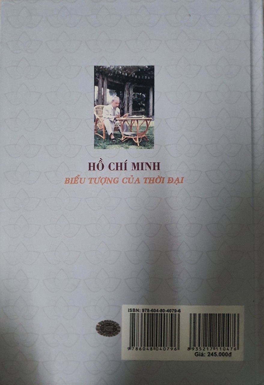 Hồ Chí Minh - Biểu tượng của thời đại