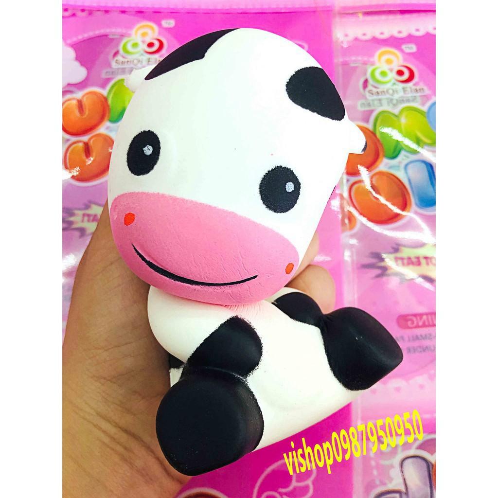 SQUISHY BÒ SỮA MÔI HỒNG ngồi bệt (thaolinh950)