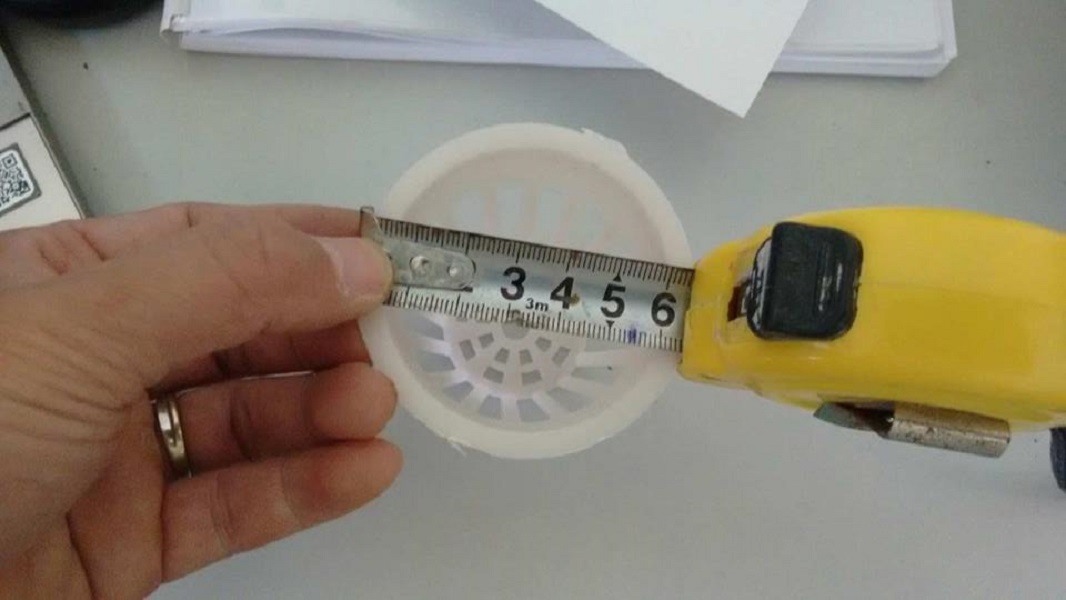 100 viên nén Phước Lộc-Tiền Giang và 100 rọ nhựa thủy canh 6.5x6.5cm
