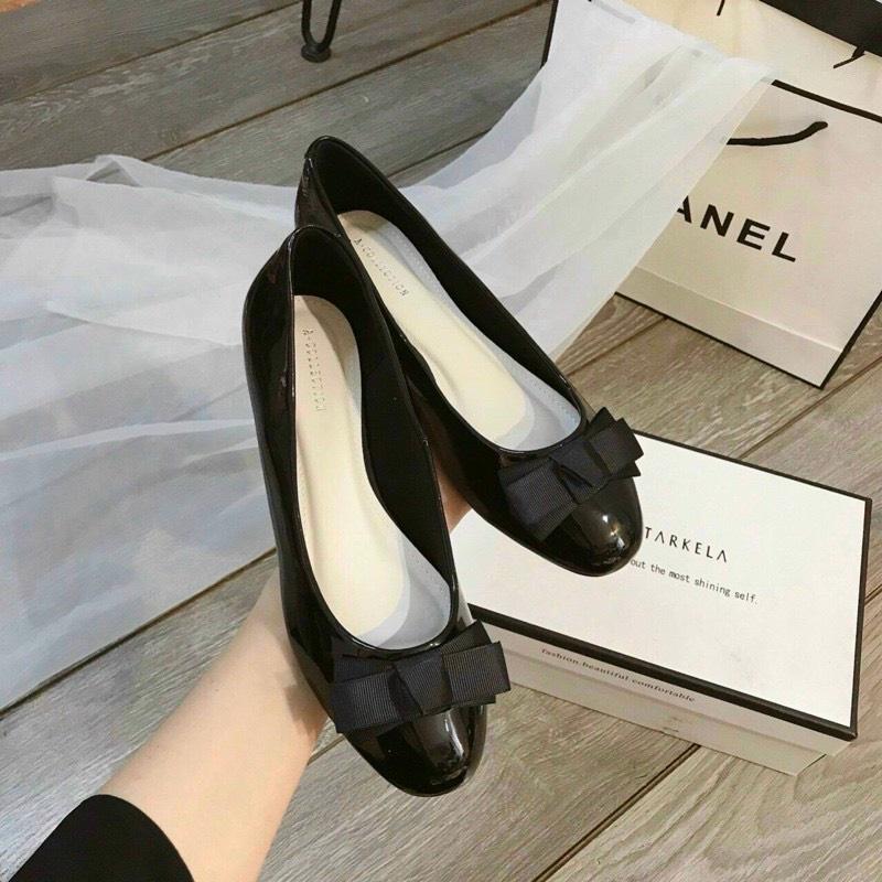 Giày bệt Nư đính nơ đen bóng